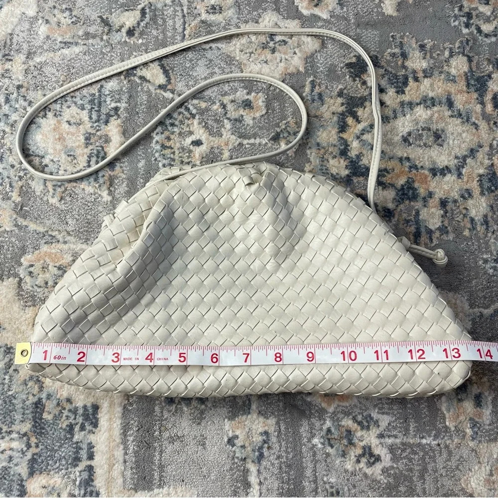 Dumpling woven bag medium - Picture 3 of 4